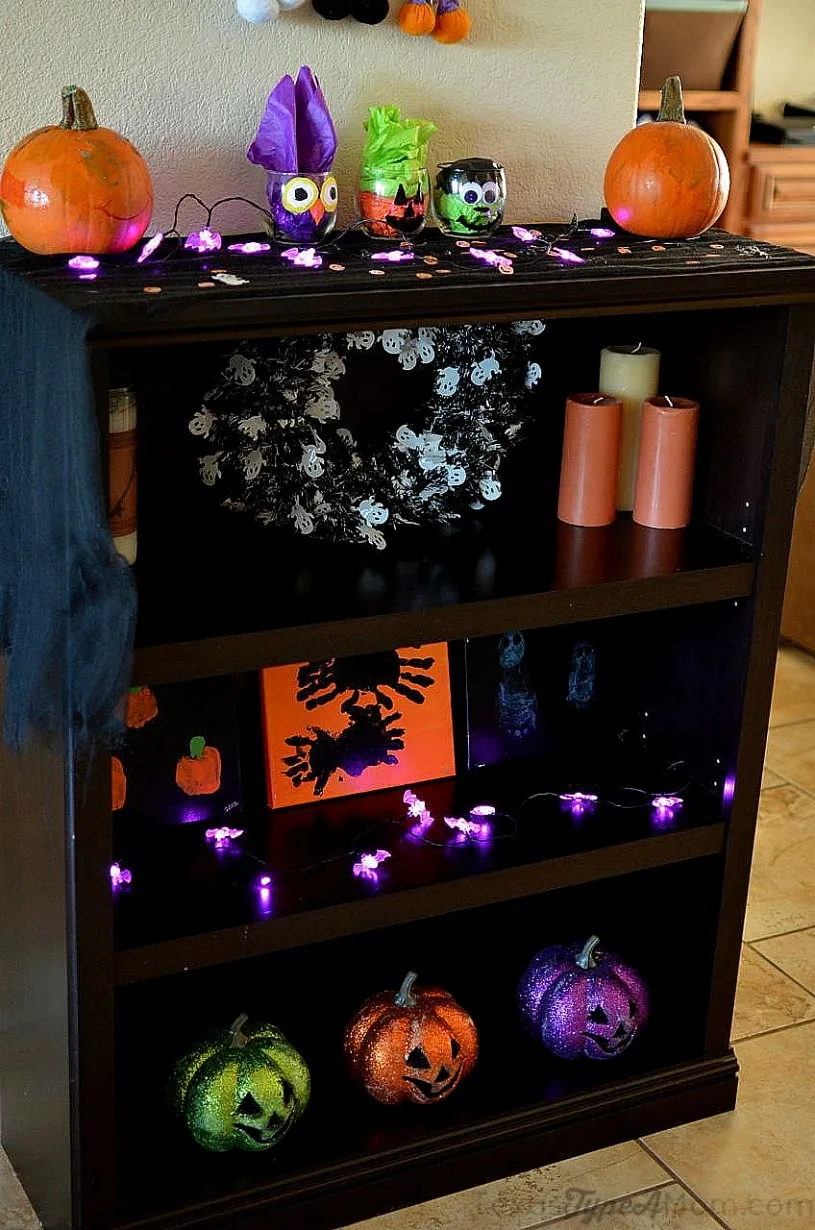Halloween Bookshelf Redesign 1