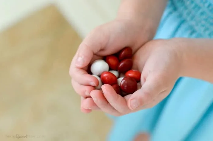 Cupcake Holding M&M's Red Velvet #RedVelvetLove #ad