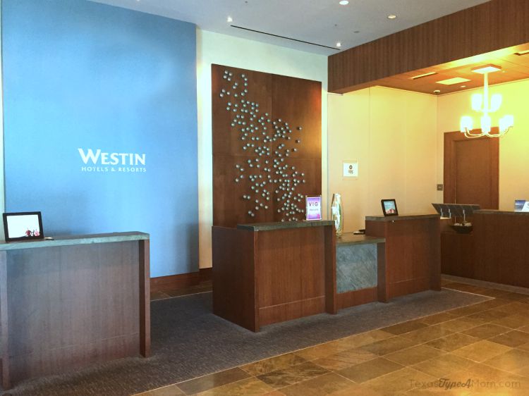 Westin Houston Memorial City Lobby