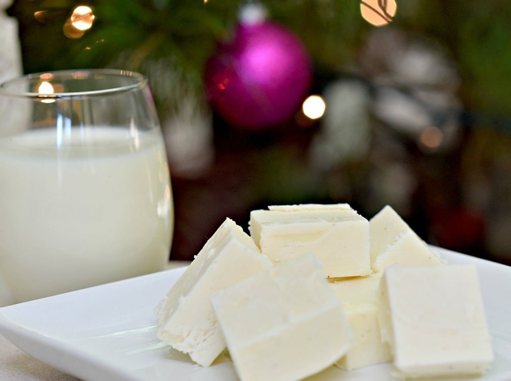 Forget milk and cookies! This year leave eggnog fudge and eggnog for Santa!