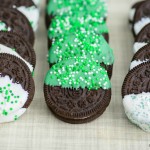 Looking for a last minute, yet easy St. Patrick's Day treat recipe? Check out these Chocolate Dipped Oreos for your party or a festive after school snack!
