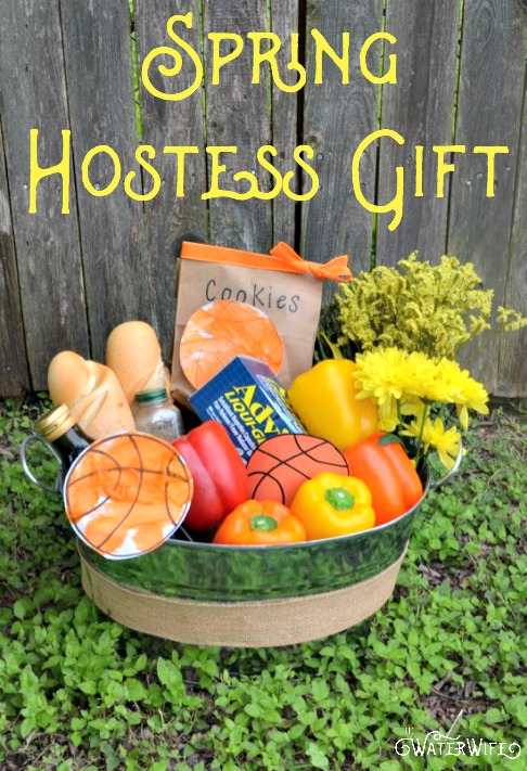Don't show up empty handed to the next basketball party you attend, bring along this thoughtful Spring Hostess Gift Basket instead! 