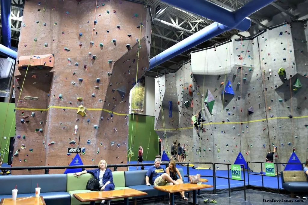 main-event-rock-climbing-area