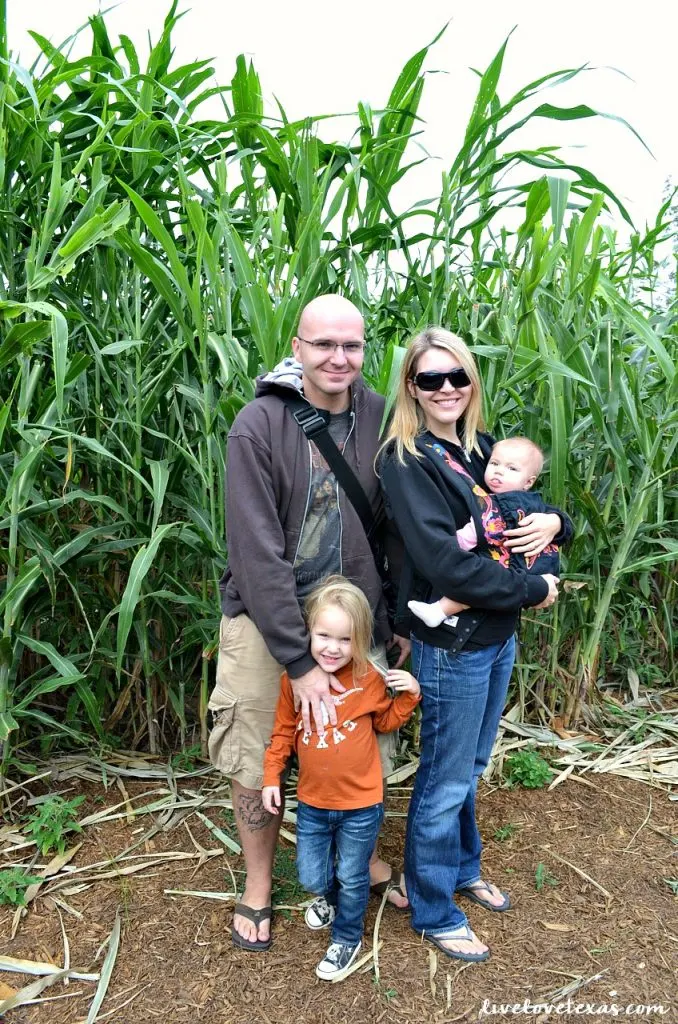 Fall is here! Head out and have some family fun at the 5 Best Pumpkin Patches in Texas! 