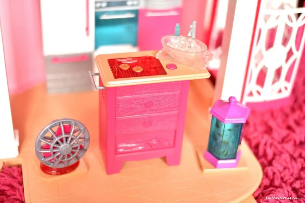 Wondering what to get the little girl in your life this holiday season? This list of the Best Barbie Christmas Gift Ideas for Girls takes the guess work out of it for you!