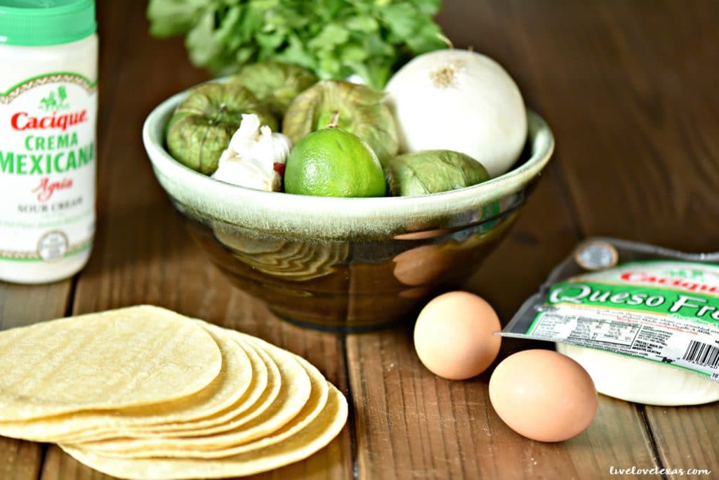 best-chilaquiles-verdes-recipe-ingredients