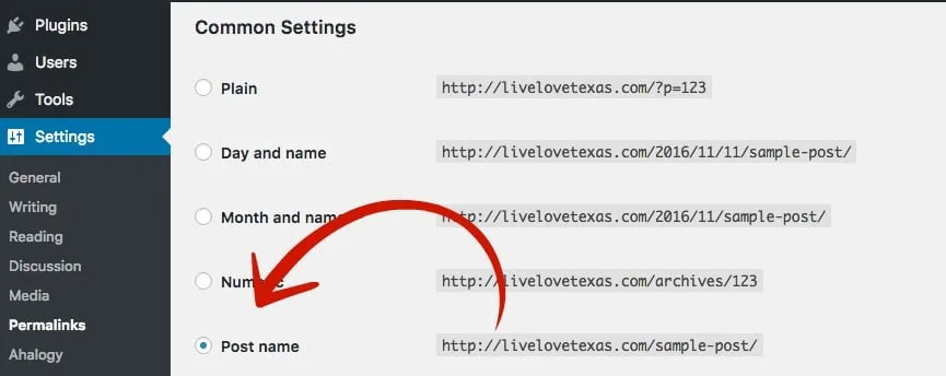 So you want to try your hand at blogging? It's easy with this step-by-step guide! How to Start a blog in 7 easy steps and start making money, too!