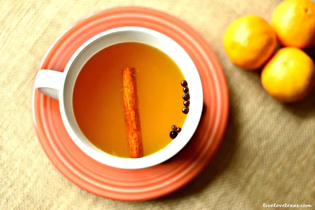 Give yourself a break this holiday season. Take a break from your to do list and enjoy the flavors of fall with this homemade fast and easy wassail recipe!