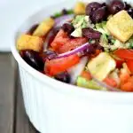 Don't stress about what to pair with your favorite Italian dish. Try this super easy salad recipe that goes with lasagna...or any other Italian meal!