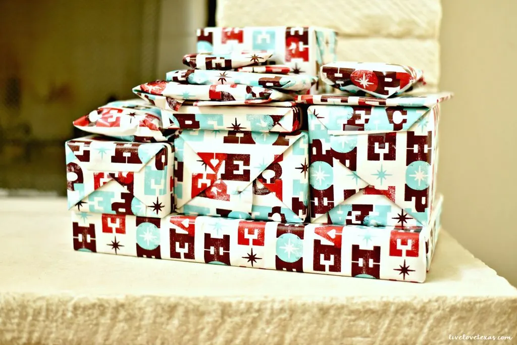 Don't let another year pass you by anxious and unable to enjoy the season. Try these 5 Tips to Survive the Holidays with Less Stress!