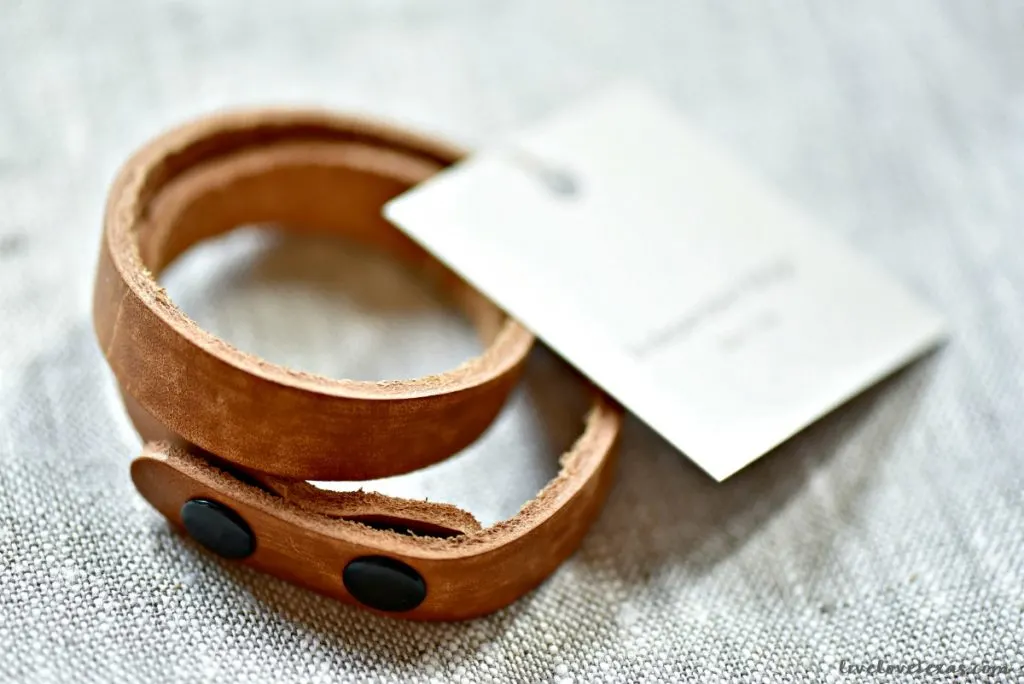 Have you ever wondered how to find Christmas gifts for the woman that has everything in your life? Now you don't have to because I'm sharing 3 unique gift ideas that are perfect for the hard to shop for woman in your life! 