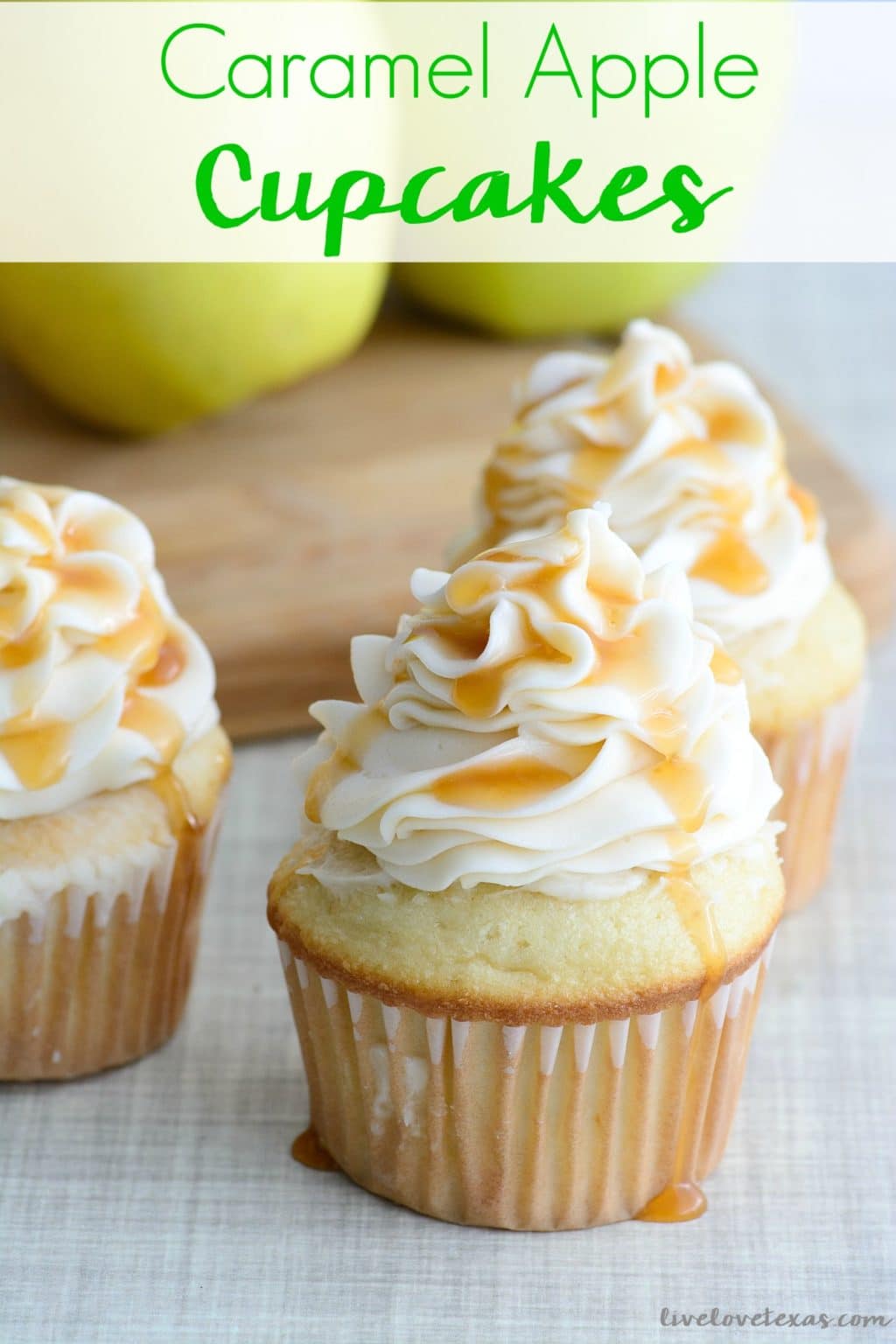 When you think of fall, what flavors come to mind? Apples and caramel are two of my favorites and combined in this easy Caramel Apple Cupcakes recipe! #cupcake #cupcakes #easycupcakes #caramel #apple #caramelaple #fallcupcakes #cupcakerecipes #applerecipes #caramelrecipes #apple #recipe #recipes #fallrecipes #thanksgivingfood 