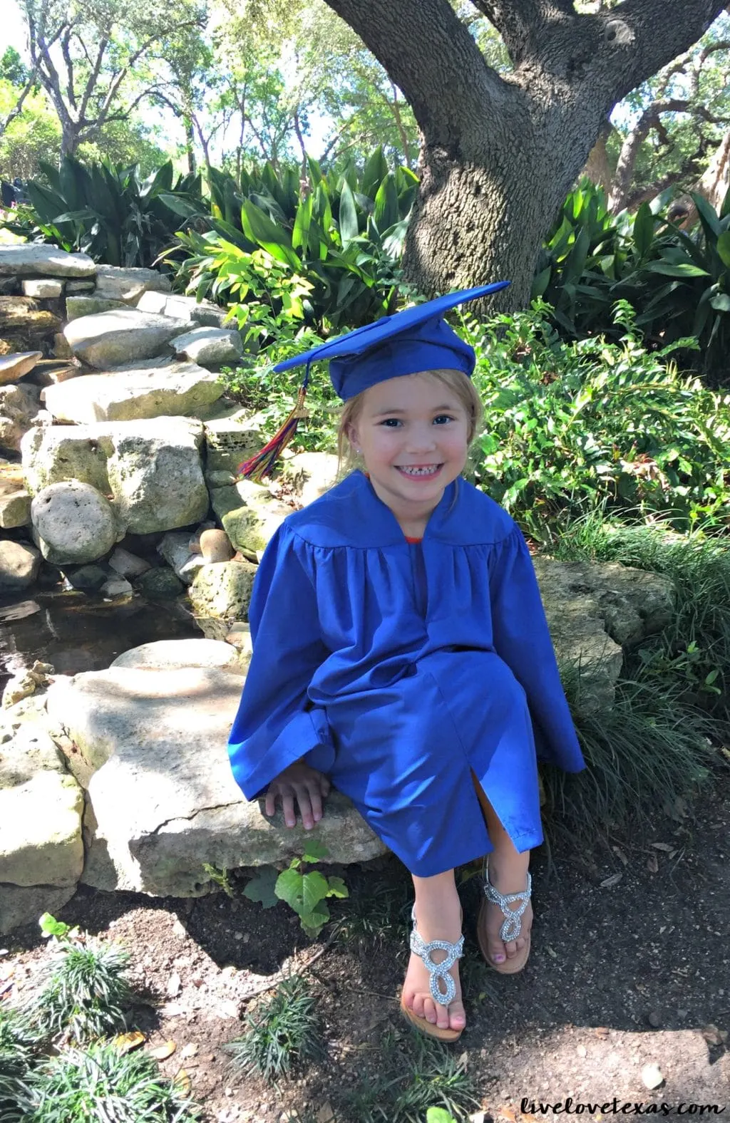 Do Kids Need Preschool? With two kids now in elementary, I wholeheartedly believe kids do need preschool and here's 3 reasons why!