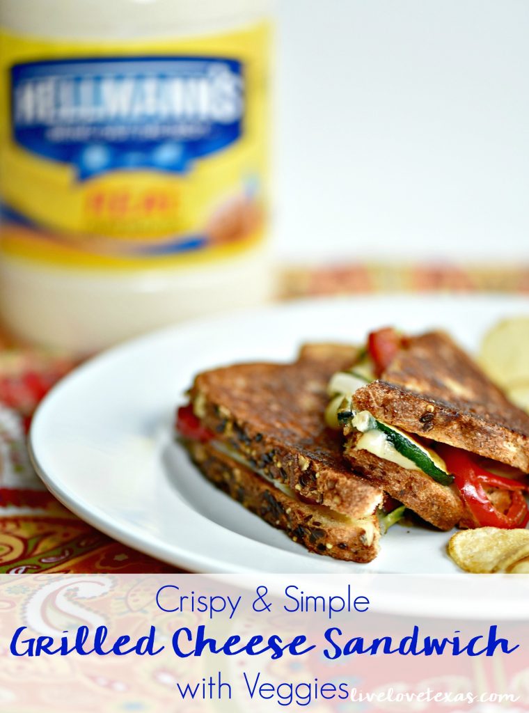 Recipes that save time and money don't have to be boring. Look no further than this Crispy & Simple Grilled Cheese Sandwich with Veggies recipe. #kidfriendlyrecipes #vegetarianrecipes #sandwichrecipes #sandwiches #grilledcheeserecipes #quickdinnerrecipes #familyrecipes #cheeserecipes
