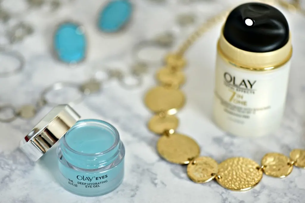 Does Olay Really Work? The Results of the Olay 28 Day Challenge from a lifelong acne sufferer who started the anti-aging process late in life.