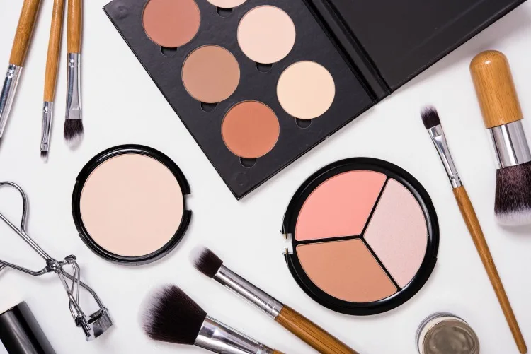 If you have redness, dark circles under your eyes, blemishes you want to hide, color correctors could help you tremendously! When you think of putting pink, green, and purple products on your face, it can become intimidating fast but I'll share how to use color correctors and a few products I recommend!