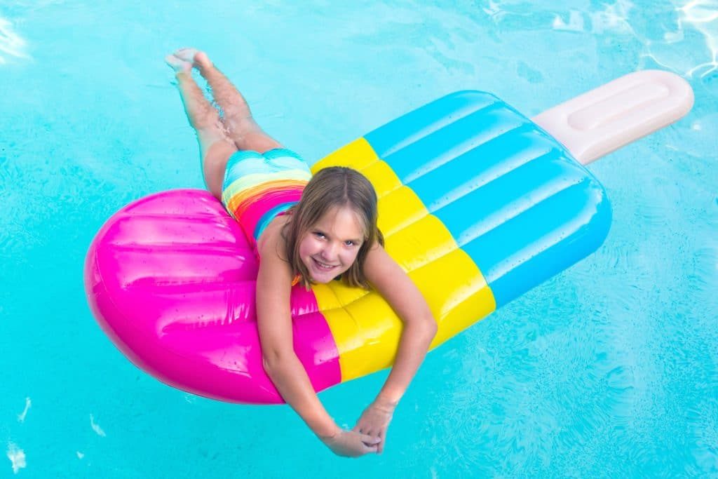 Don't overthink kids summer water playdate must haves. There are only 5 essentials you need and they're all super simple. Here's exactly what you need to have an easy, fun, and memorable summer!