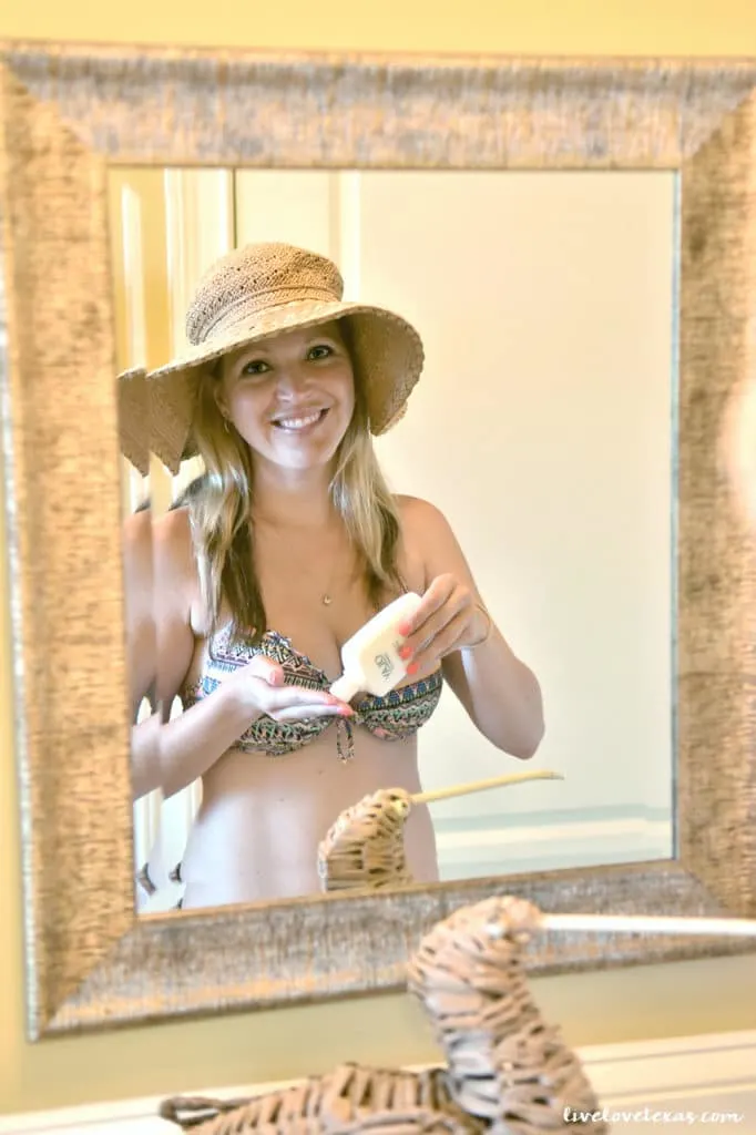 Have fun in the sun, but don't neglect your skin. Learn How to Protect Your Skin From the Sun Every Day in three easy steps! 