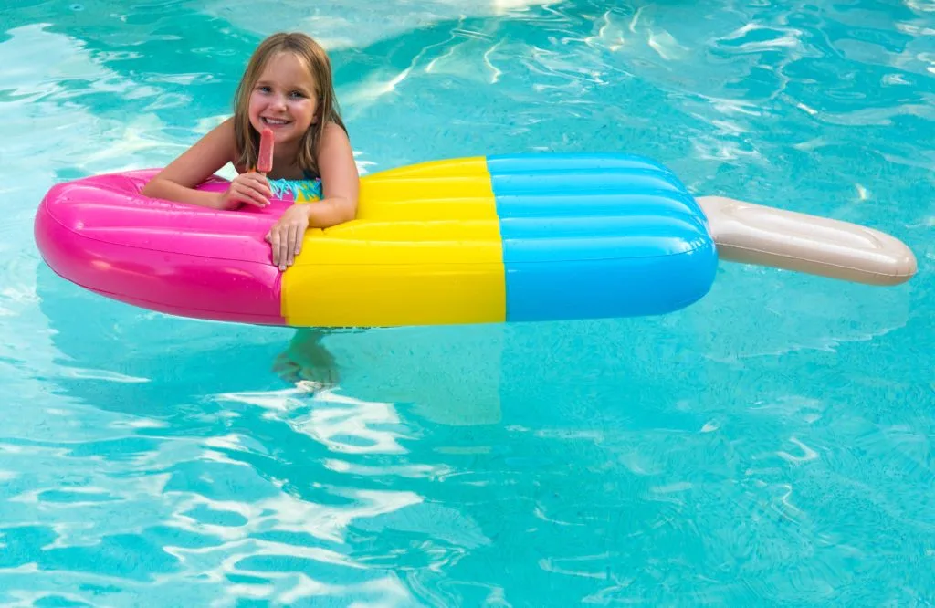 Don't overthink kids summer water playdate must haves. There are only 5 essentials you need and they're all super simple. Here's exactly what you need to have an easy, fun, and memorable summer!