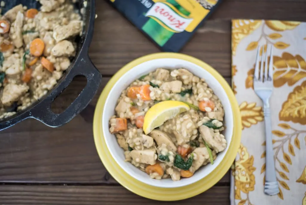 Making a delicious meal doesn't have to cost a lot of money or time. Just try this 30-minute Lemon Chicken with Barley recipe!
