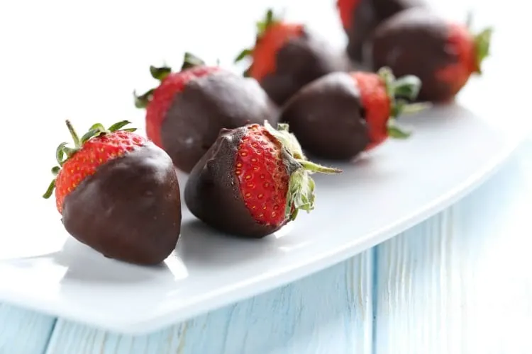 fresh chocolate covered strawberries