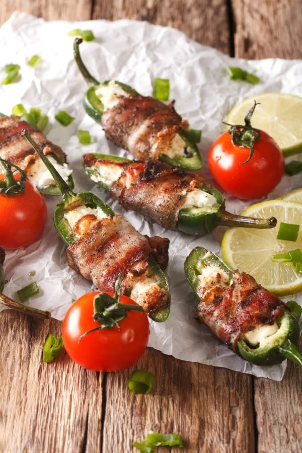 keto jalapeno poppers wrapped in bacon