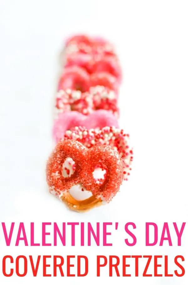 This White Chocolate Covered Pretzels recipe is a fun and delicious Valentine's Day snack idea. This easy dessert has the perfect balance of salty and sweet, covered with a little festive flair to celebrate Valentine's Day! #valentinesday #valentinesdayrecipes #coveredpretzels #snacks