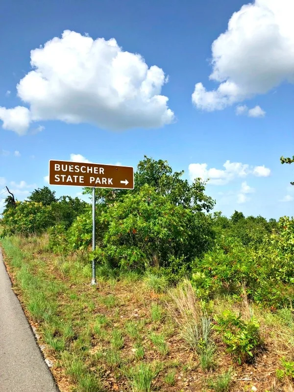 Buescher State Park Sign