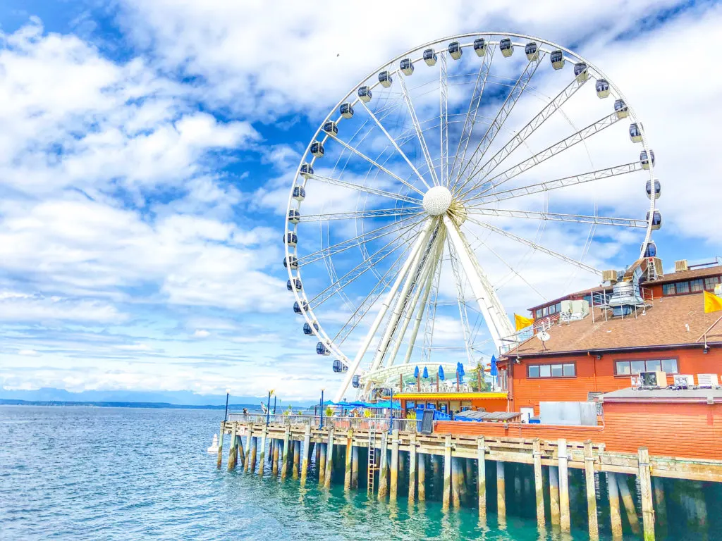 Seattle Great Wheel Ferris Wheel on Elliott Bay