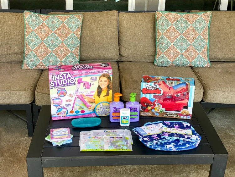 Craft, school and toiletries for kids in 2020